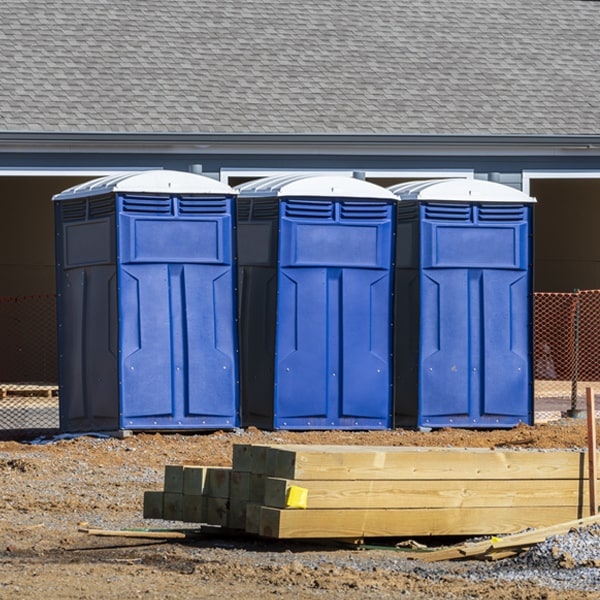 what is the maximum capacity for a single portable toilet in Pavillion WY